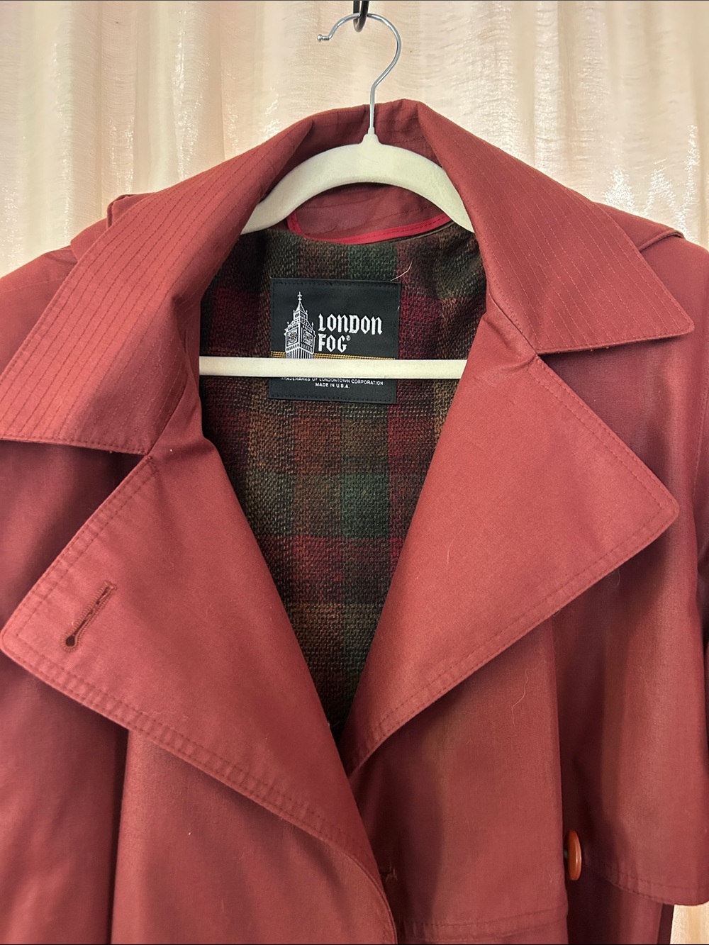 Vintage London Fog trench coat. Size 10